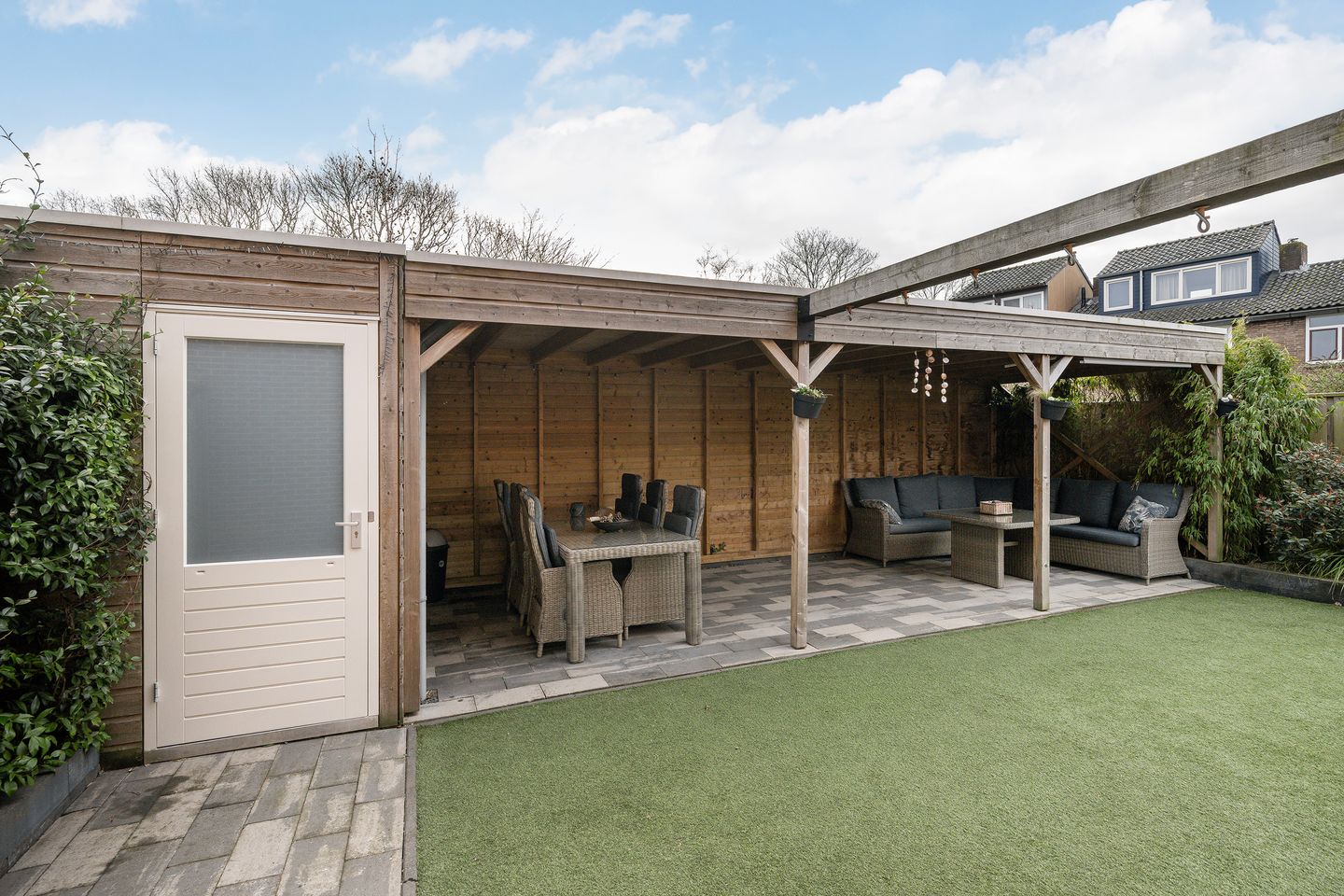 Photo 4 of Voorneveldstraat 6