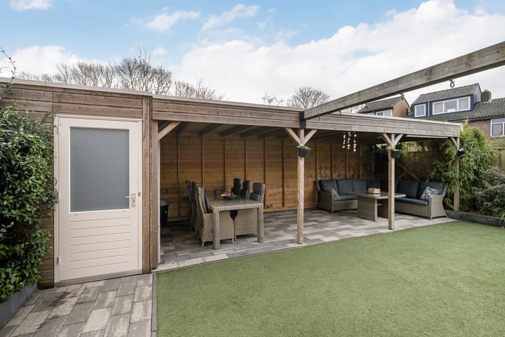 Foto 4 van Voorneveldstraat 6