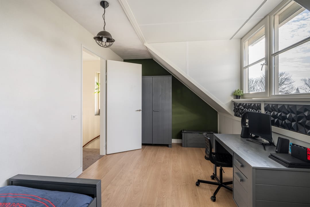 Photo 38 of Voorneveldstraat 6