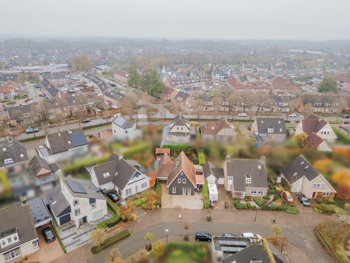 Woning te koop: Antoon Coolenstraat 10, Raamsdonksveer
