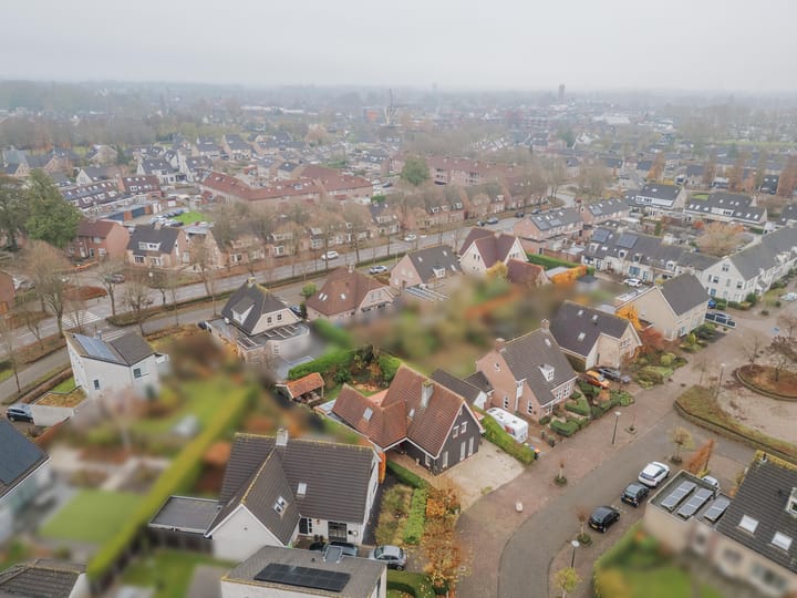 Woning te koop: Antoon Coolenstraat 10, Raamsdonksveer