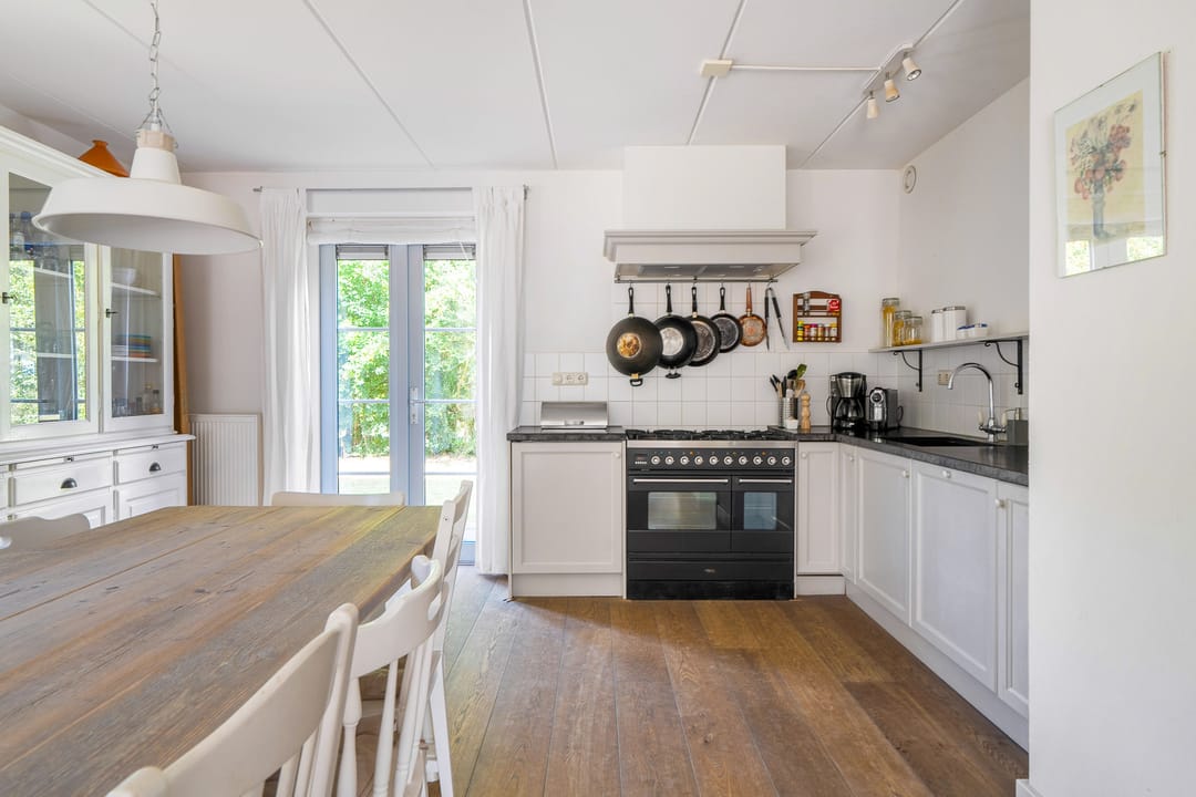 Photo 13 of Middelweg 21-A