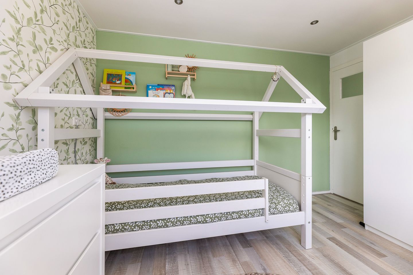 Photo 14 of Willem de Zwijgerlaan 8