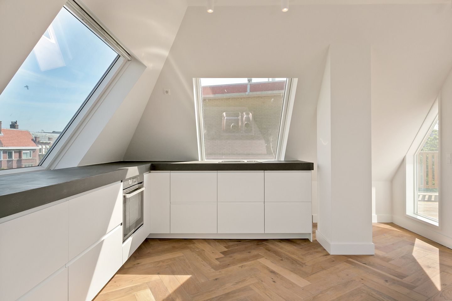 Foto 14 van Heemraadssingel 128-C