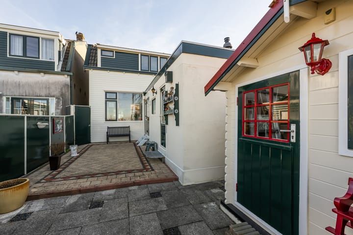 Photo 2 of Riouwstraat 22