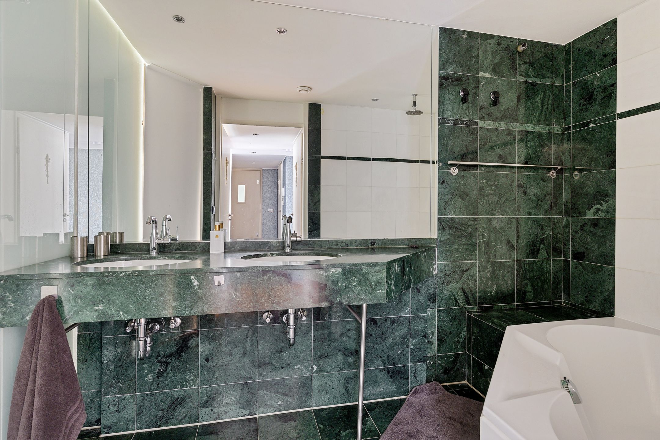 Photo 12 of Omval 55