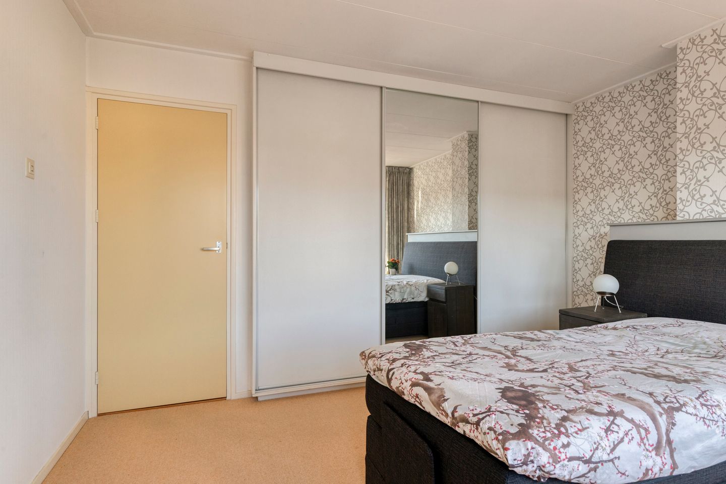 Photo 19 of Essenlaan 18