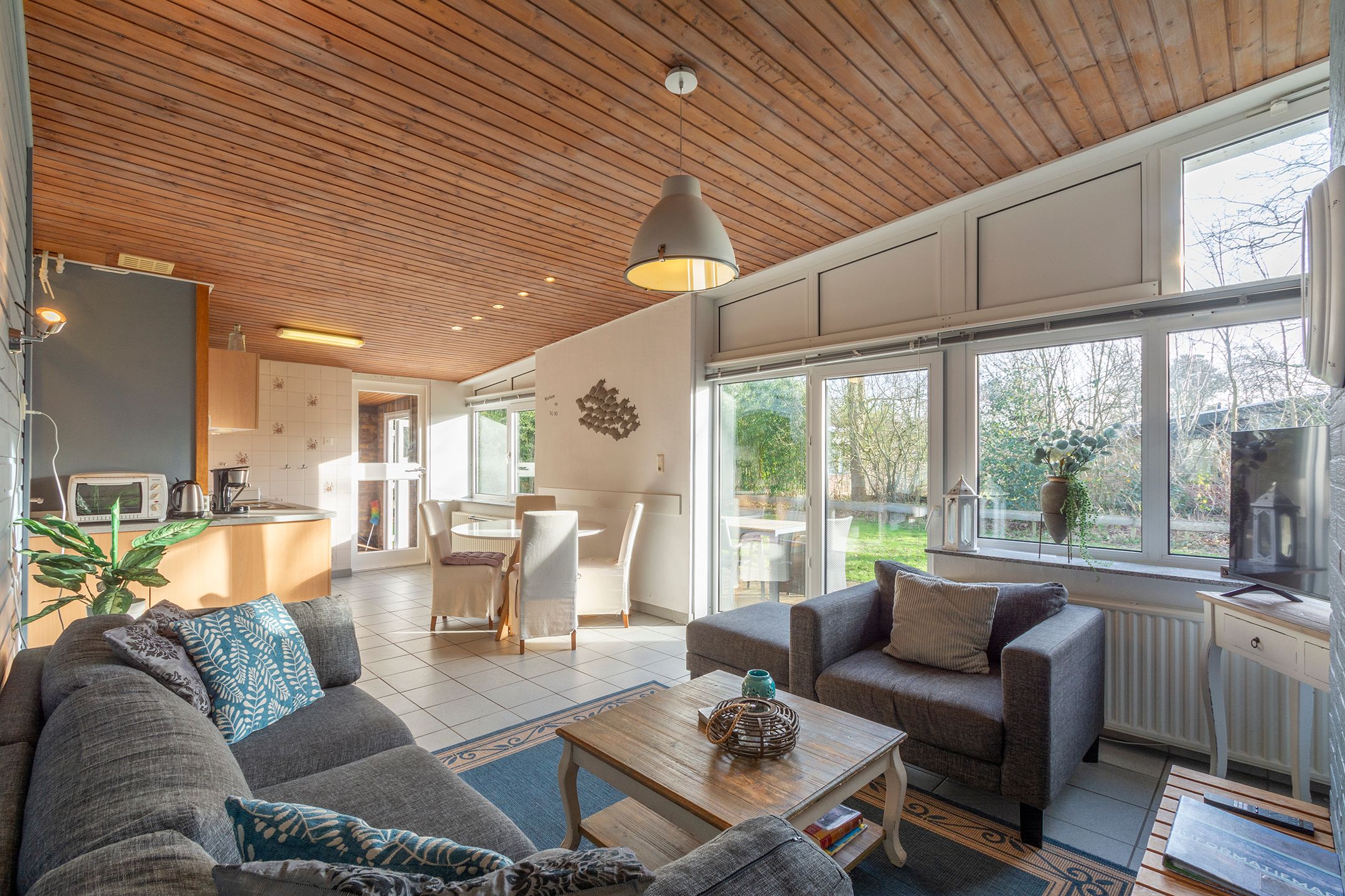 3-bedroom freehold villa in Sint Maartensvlotbrug — photo 3 of 5