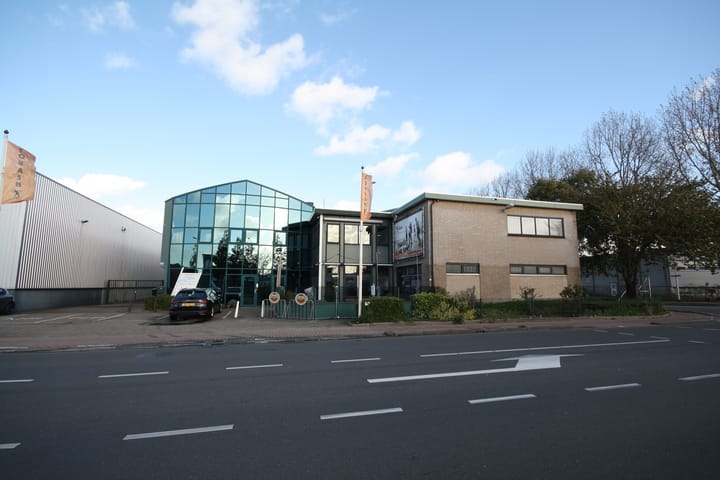 Weerlaan 11, Hillegom