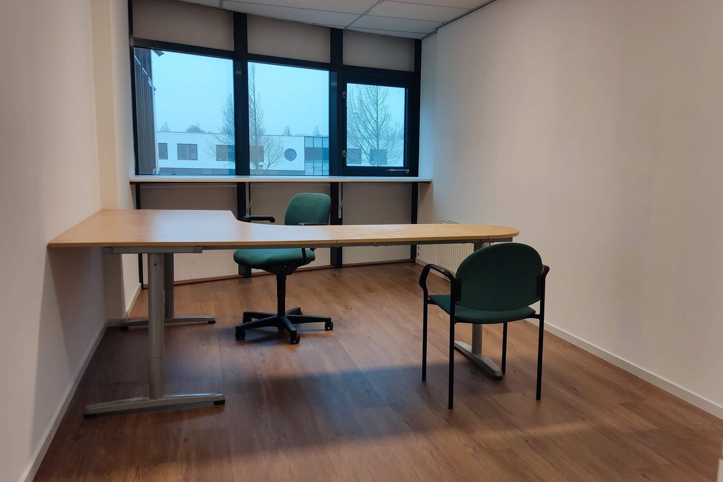 Bekijk foto 5 van Weerlaan 11