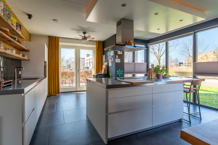 Foto 4 van Van Barnevelderf 27