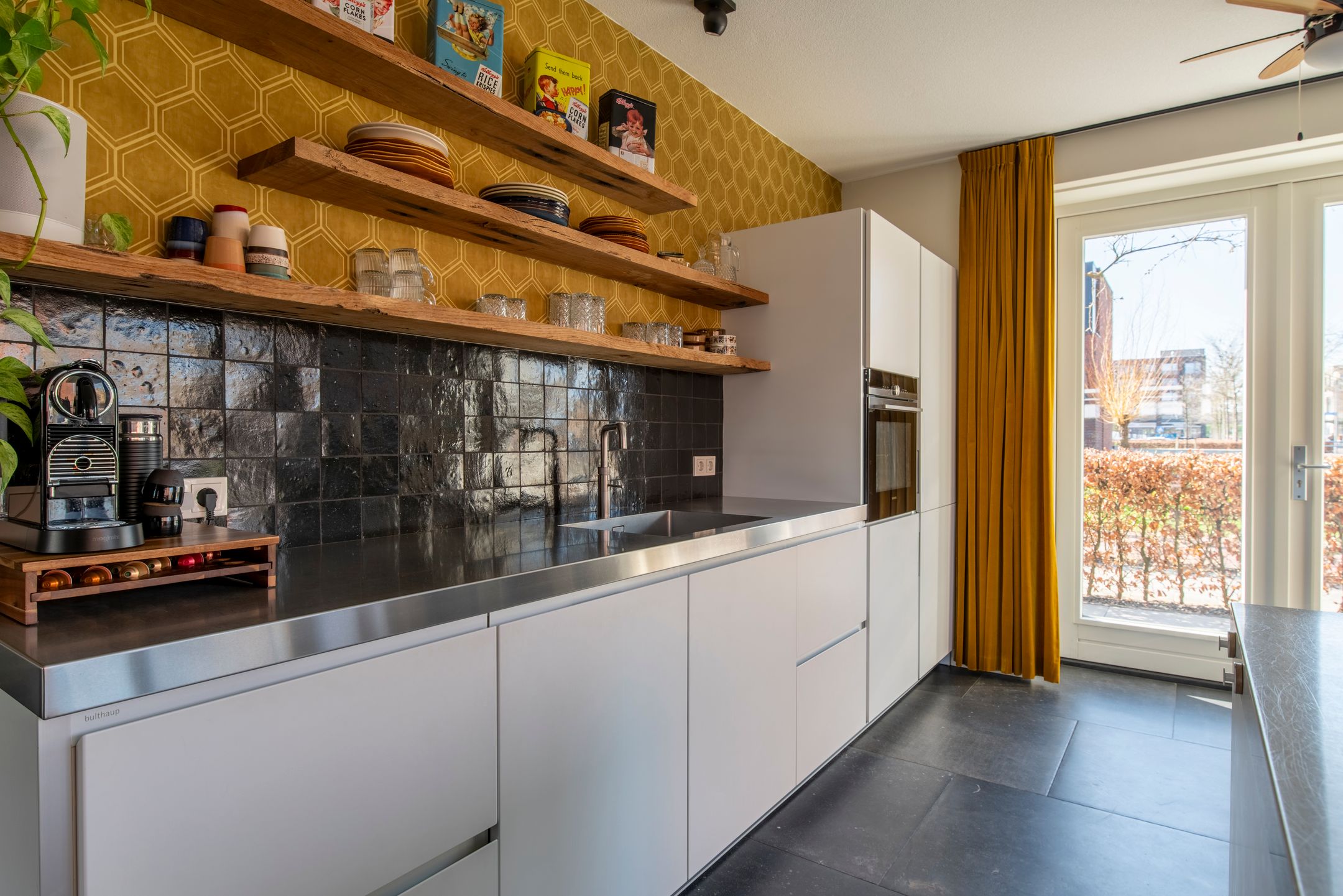 Foto 12 van Van Barnevelderf 27