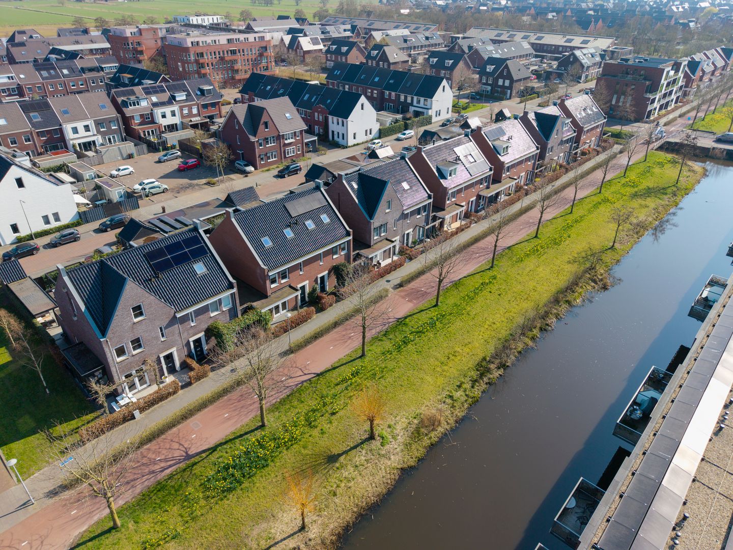 Foto 50 van Van Barnevelderf 27