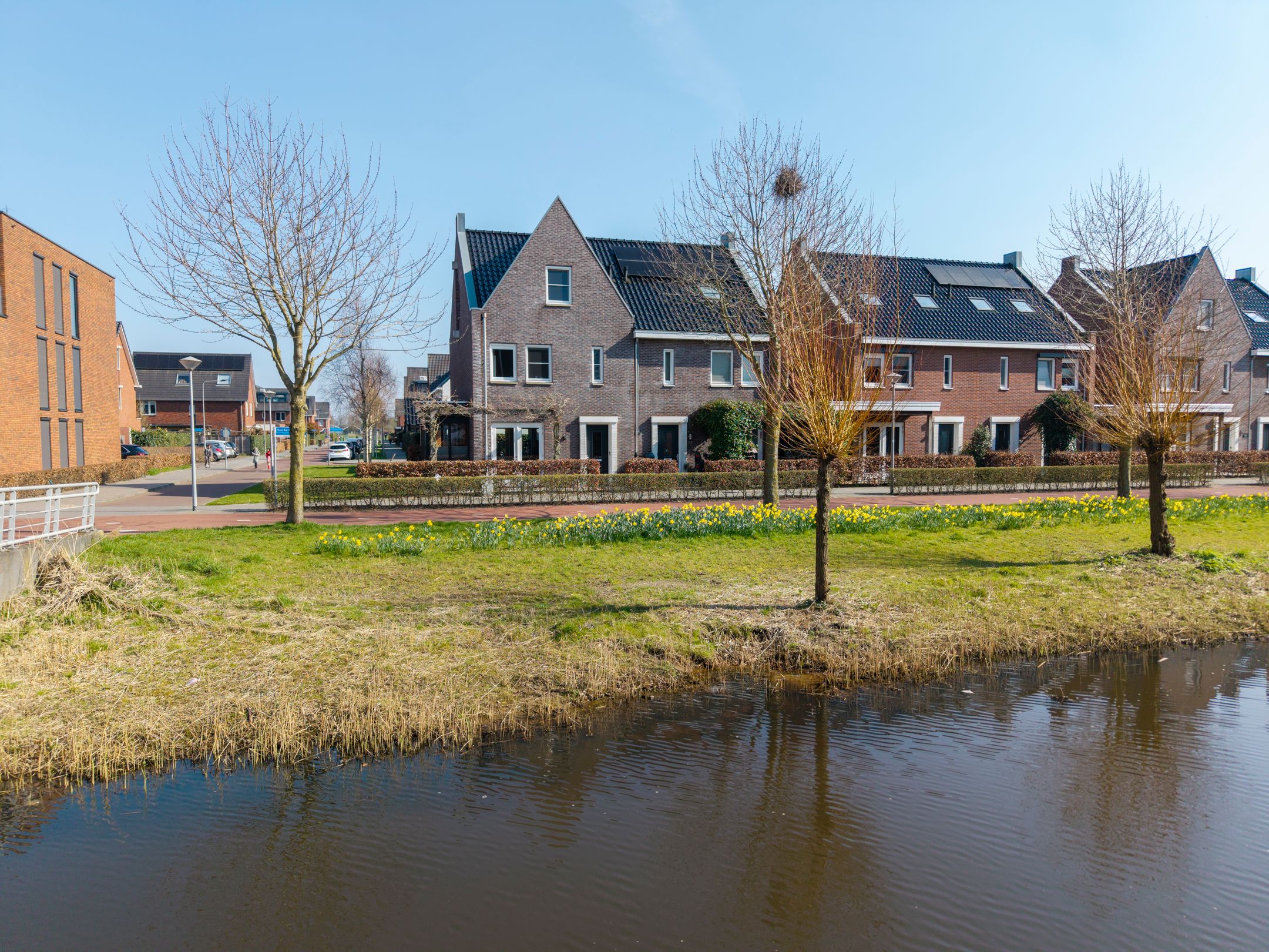 Foto 51 van Van Barnevelderf 27