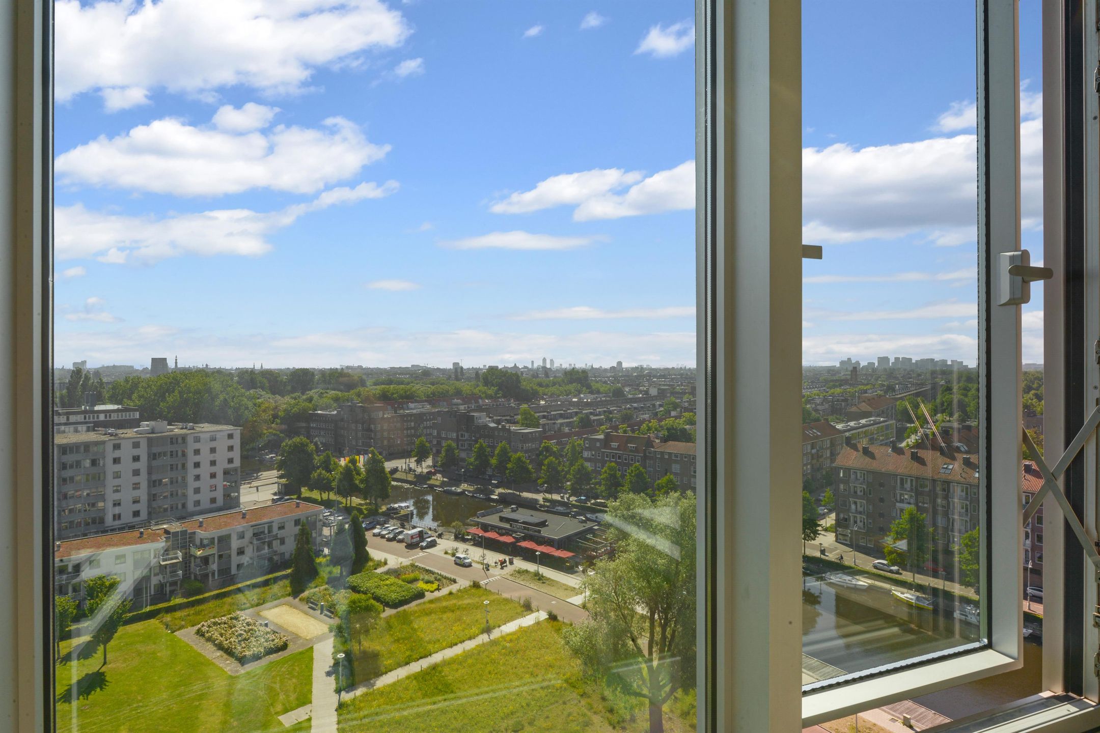 Foto 15 van Bos en Lommerplantsoen 111-S