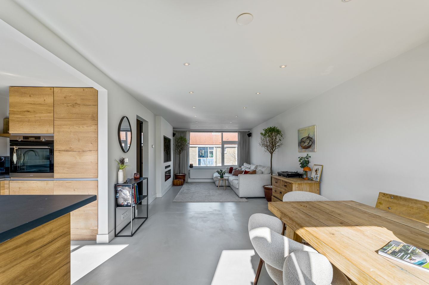 Foto 19 van J. van Galenstraat 25-A