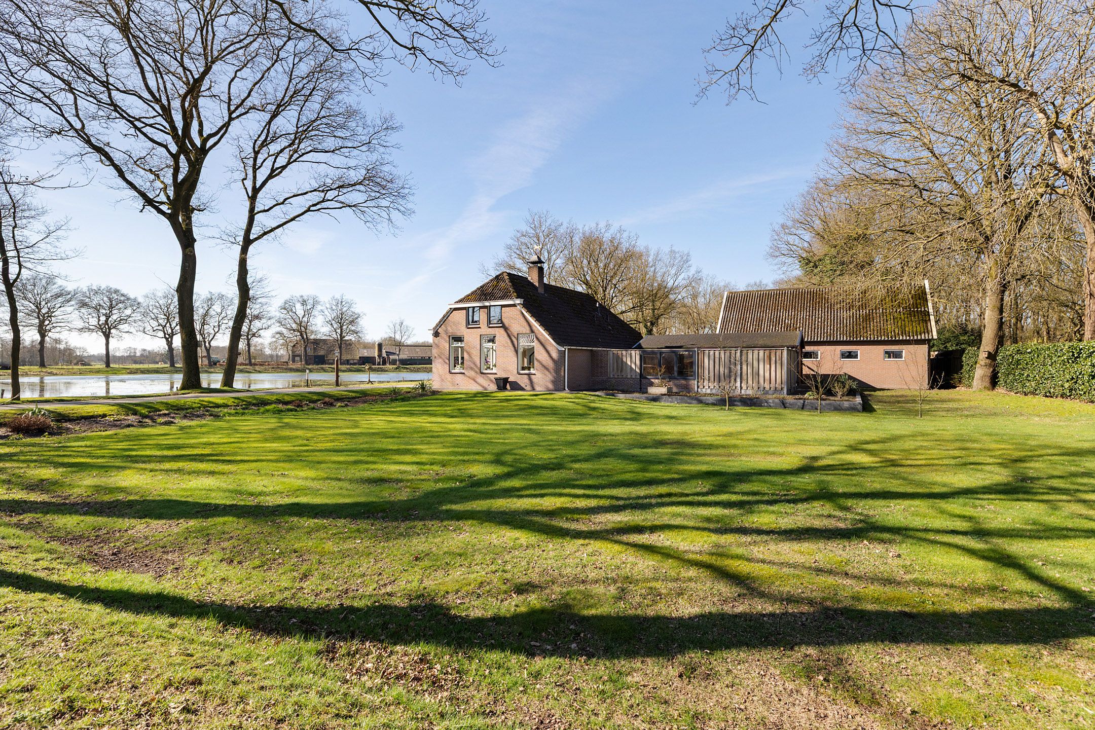 Foto 6 van Brugstraat 2