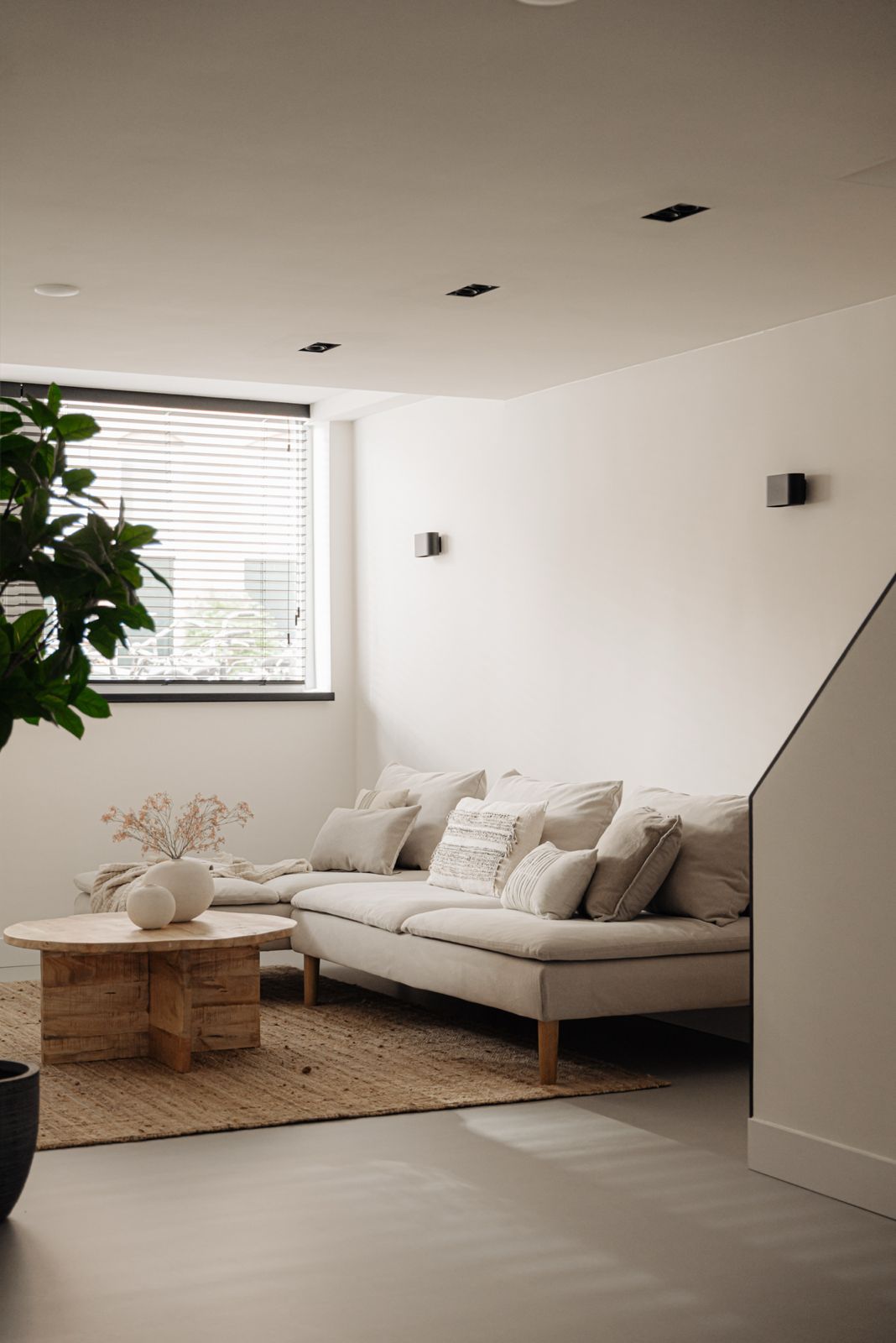 Photo 10 of Van Oldenbarneveldtstraat 84-H