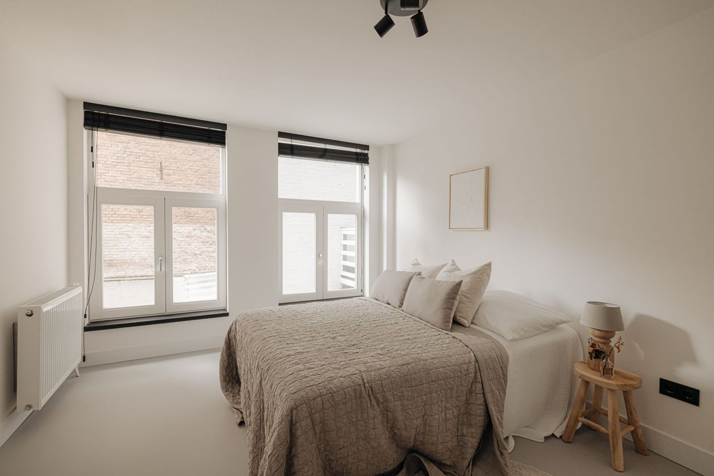 Photo 19 of Van Oldenbarneveldtstraat 84-H