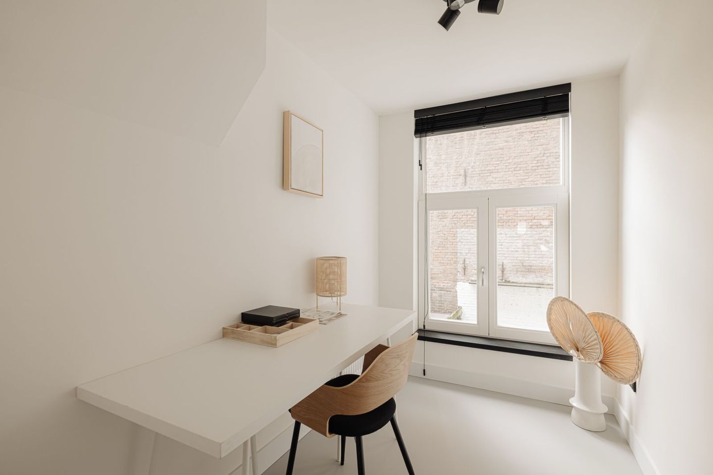 Photo 25 of Van Oldenbarneveldtstraat 84-H