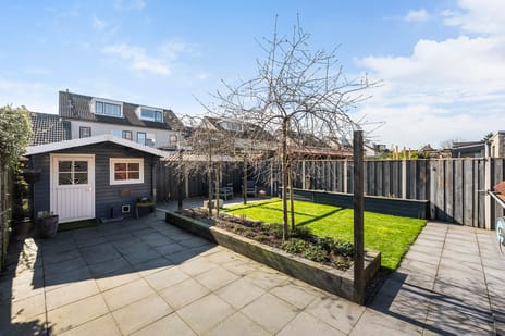 Dissel 18 tertiary image