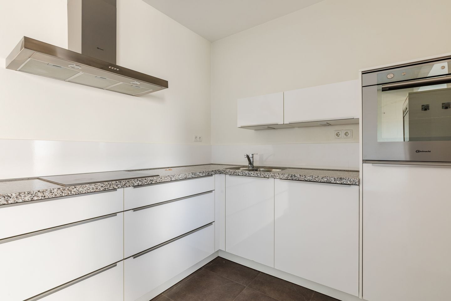 Foto 14 van van de Venstraat 2