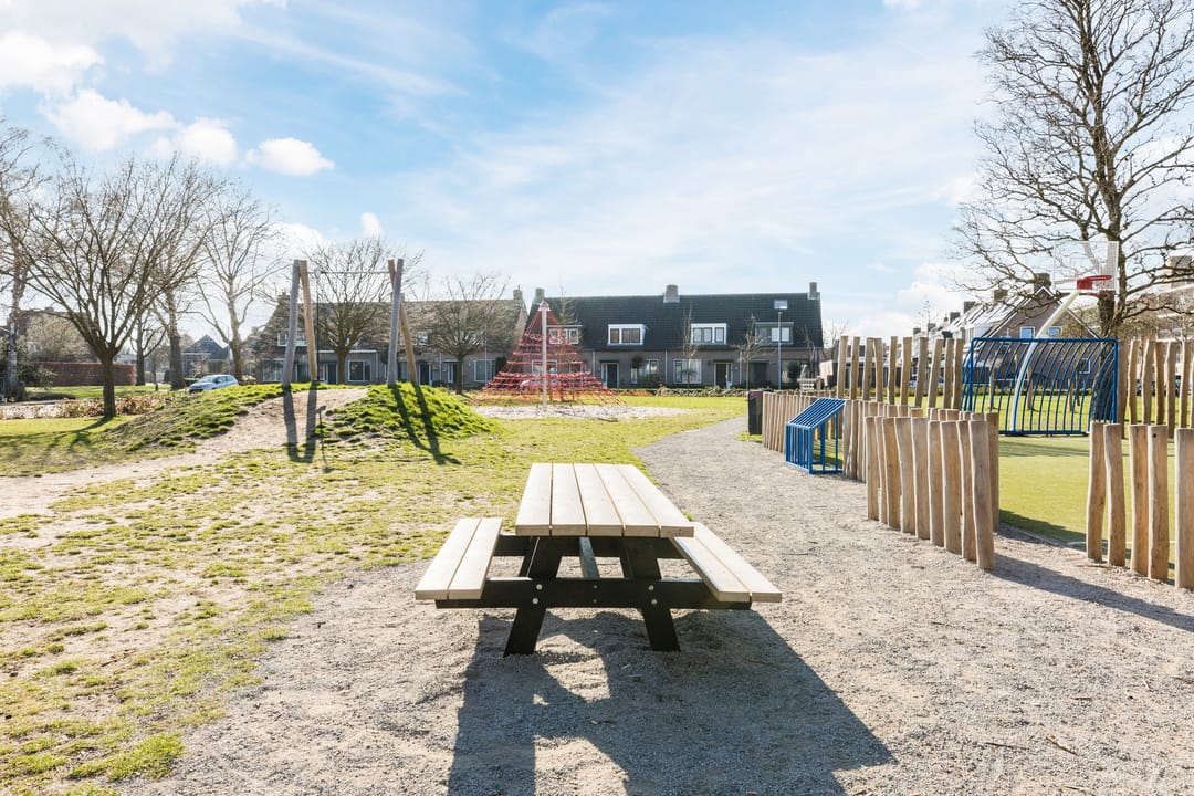 Foto 46 van van de Venstraat 2