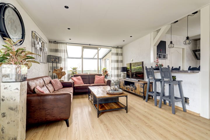 Foto 4 van Parallelweg 4