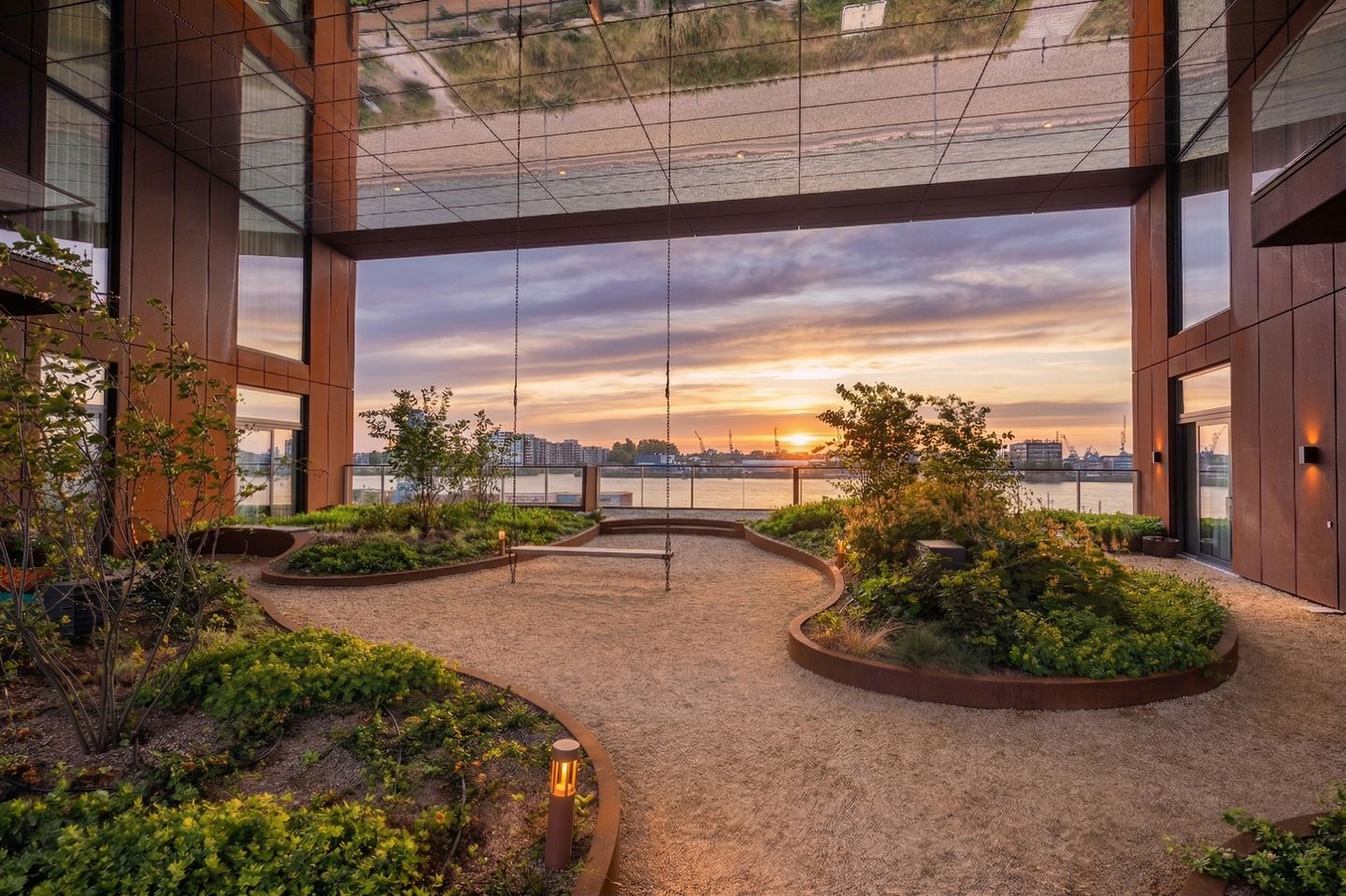 Foto 5 van Loods Bali 122