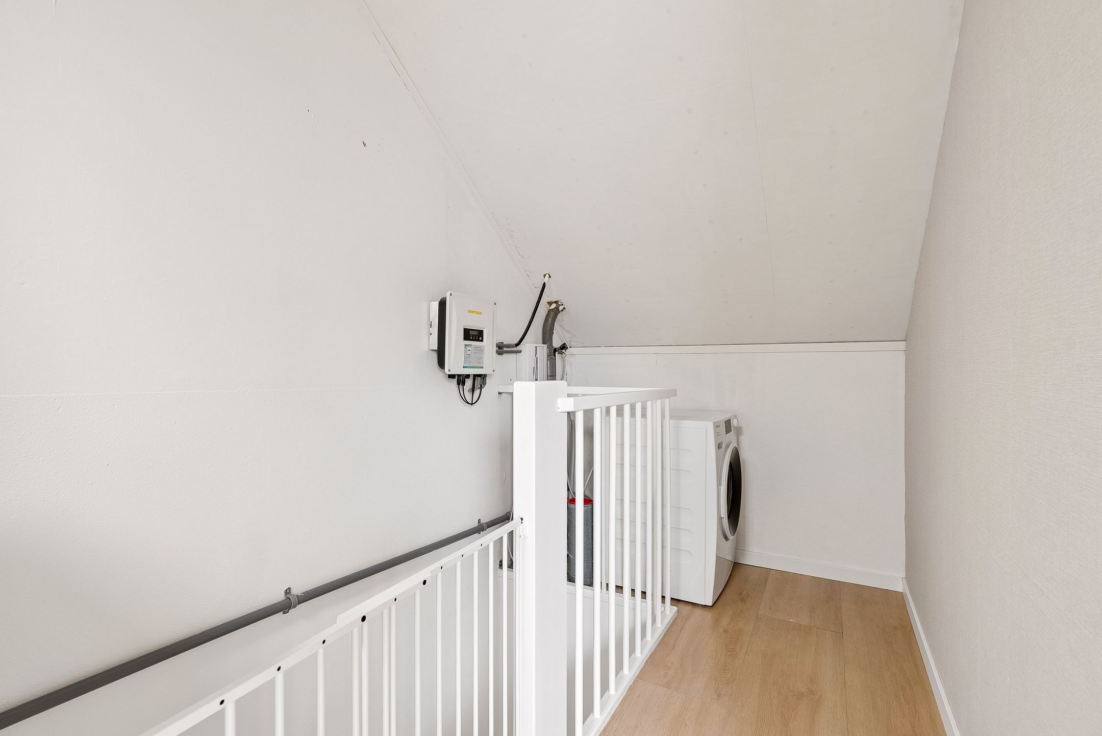 Surprisingly Spacious Terraced House with Extension in Popular Almere Neighborhood — 29