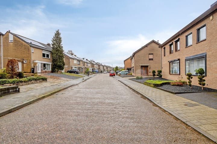 Photo 5 of Dr. Albert Schweitzerstraat 42