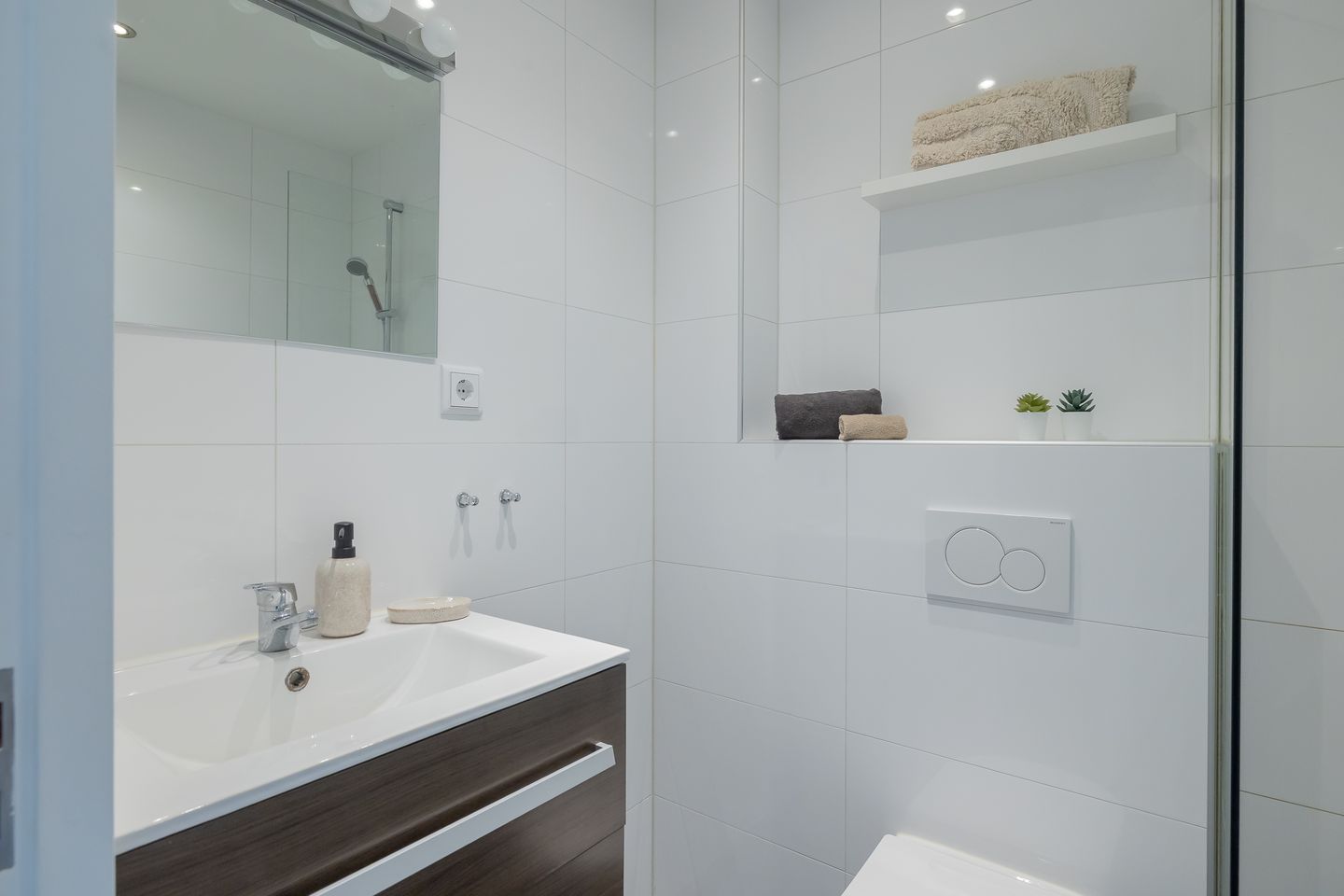 Foto 19 van Eerste Keucheniusstraat 18-2