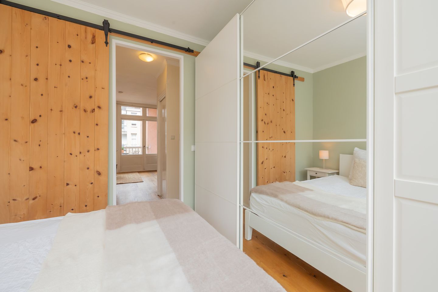 Foto 25 van Eerste Keucheniusstraat 18-2