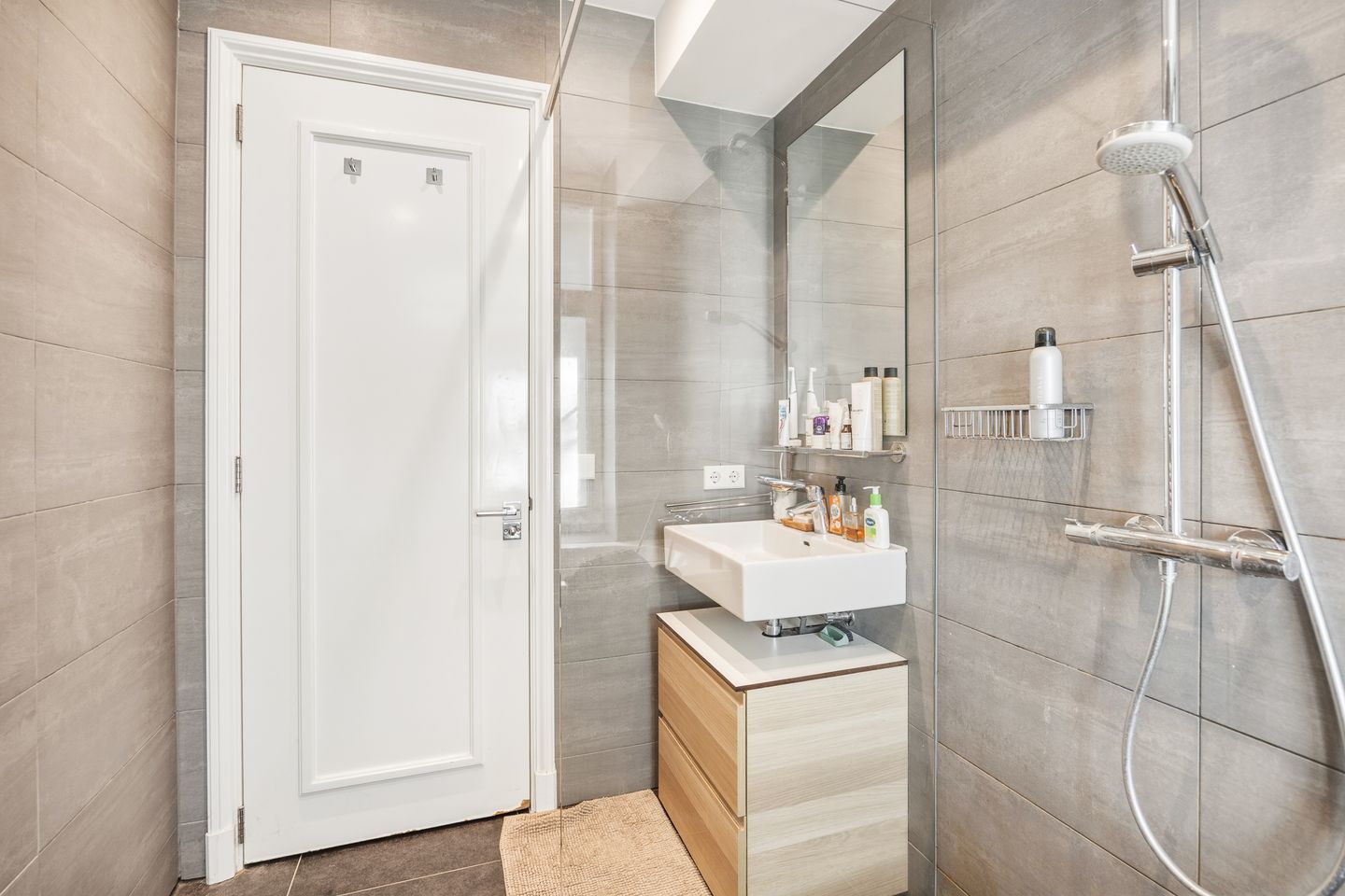 Bekijk foto 3 van Bilderdijkstraat 194-1