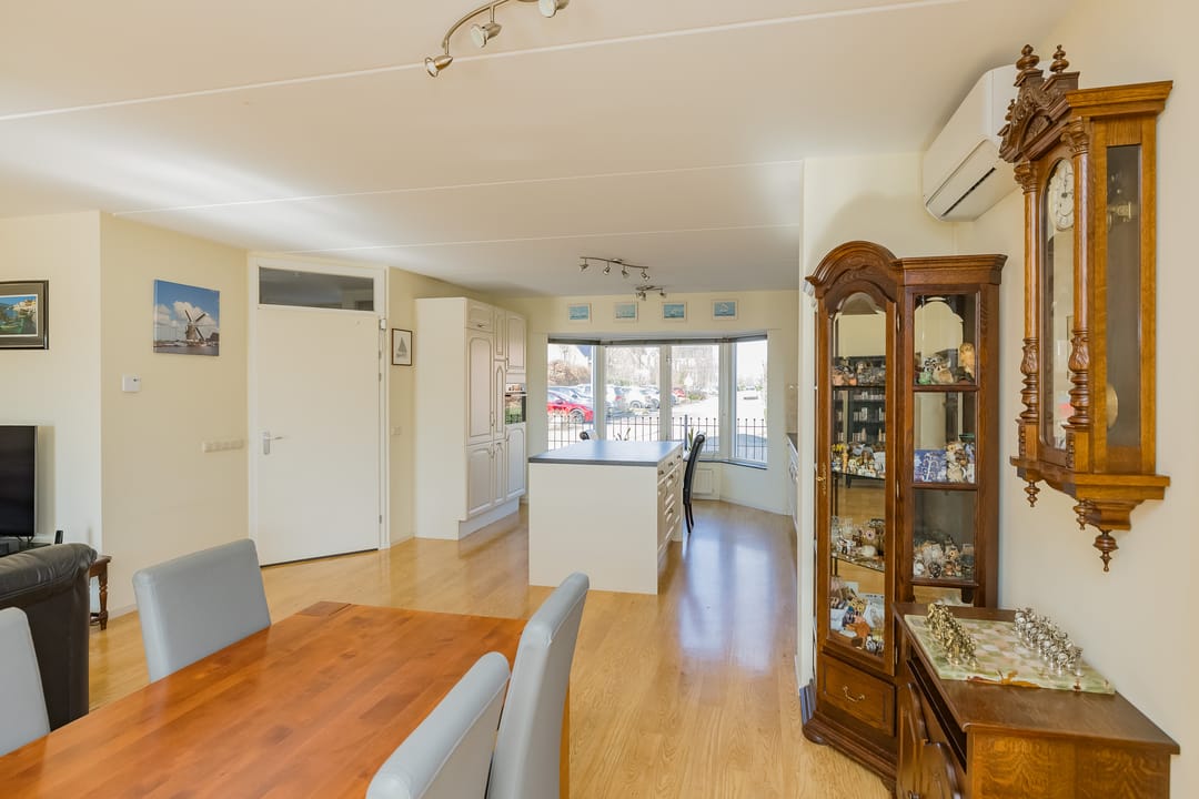 Photo 11 of Turfeiker 42