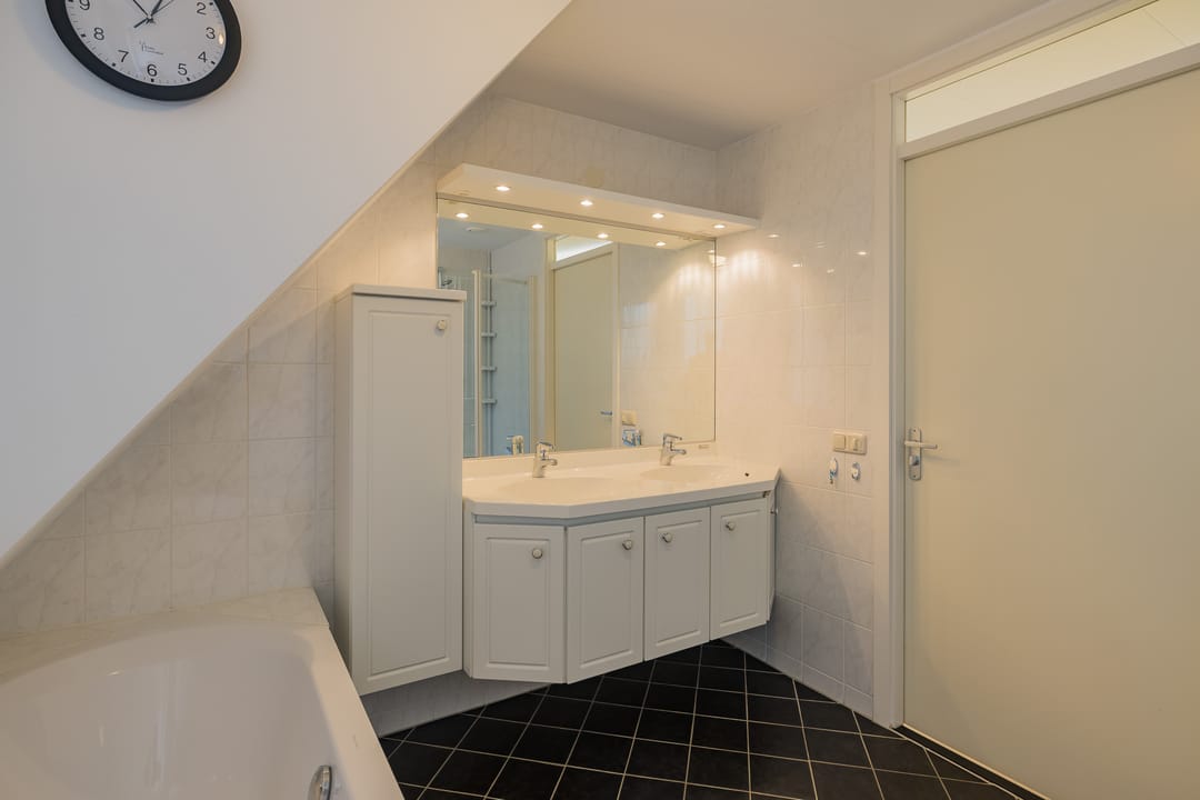 Photo 28 of Turfeiker 42