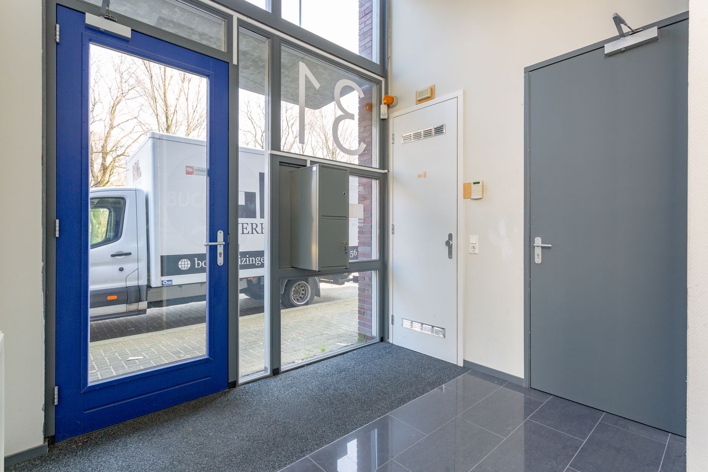 Bekijk foto 3 van Netwerkweg 31