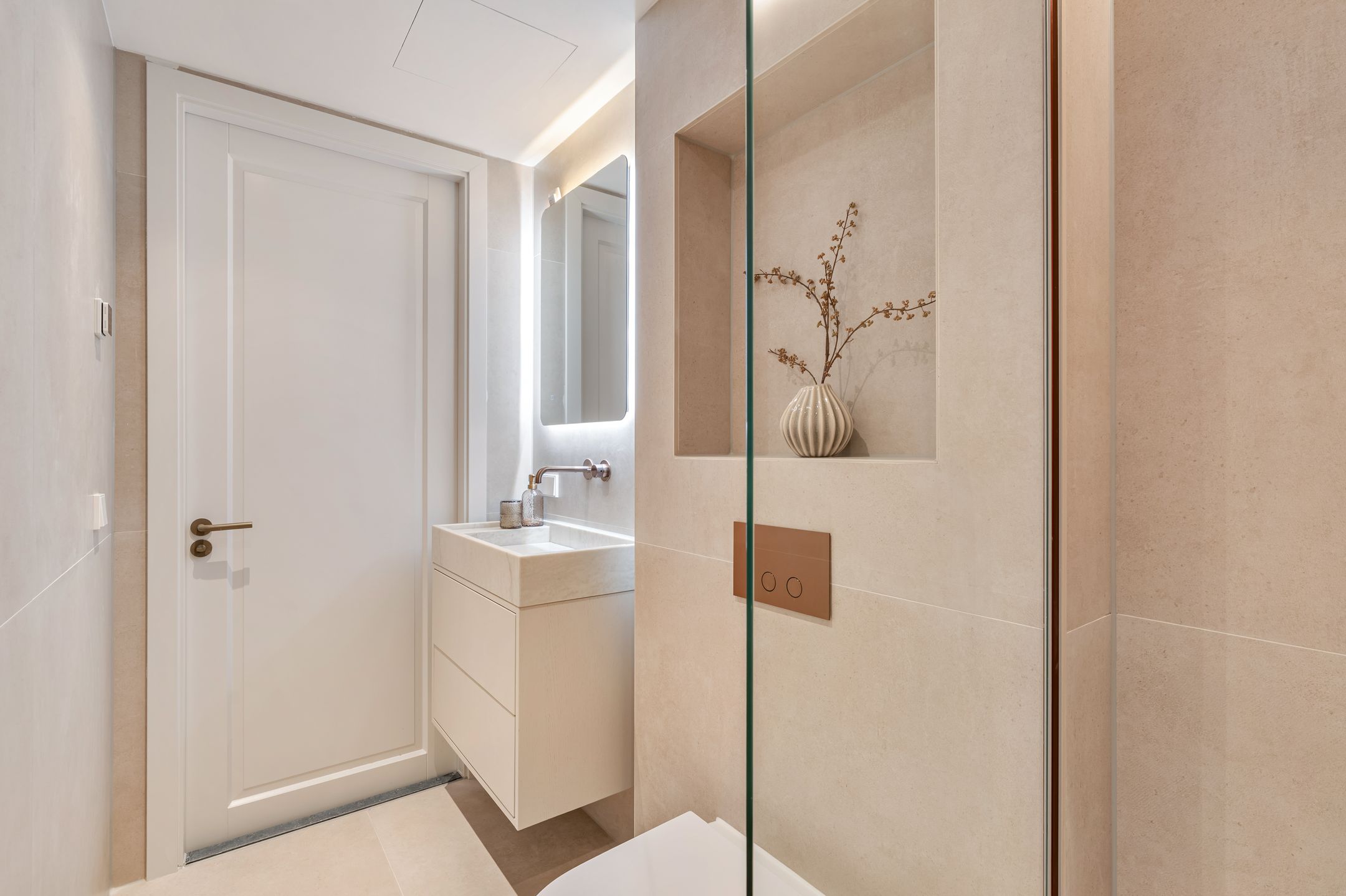 Photo 15 of Haarlemmerstraat 125-D