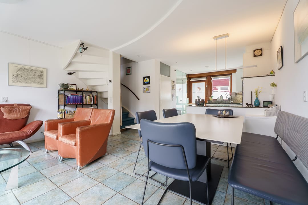 Spacious and Energy Efficient Terraced Home with Solar Panels in Spijkenisse — 15