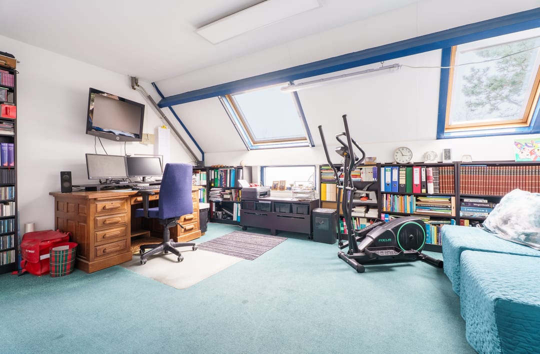 Spacious and Energy Efficient Terraced Home with Solar Panels in Spijkenisse — 22