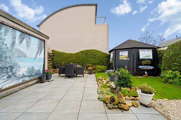 Foto 4 van Habib Bourguibastraat 107