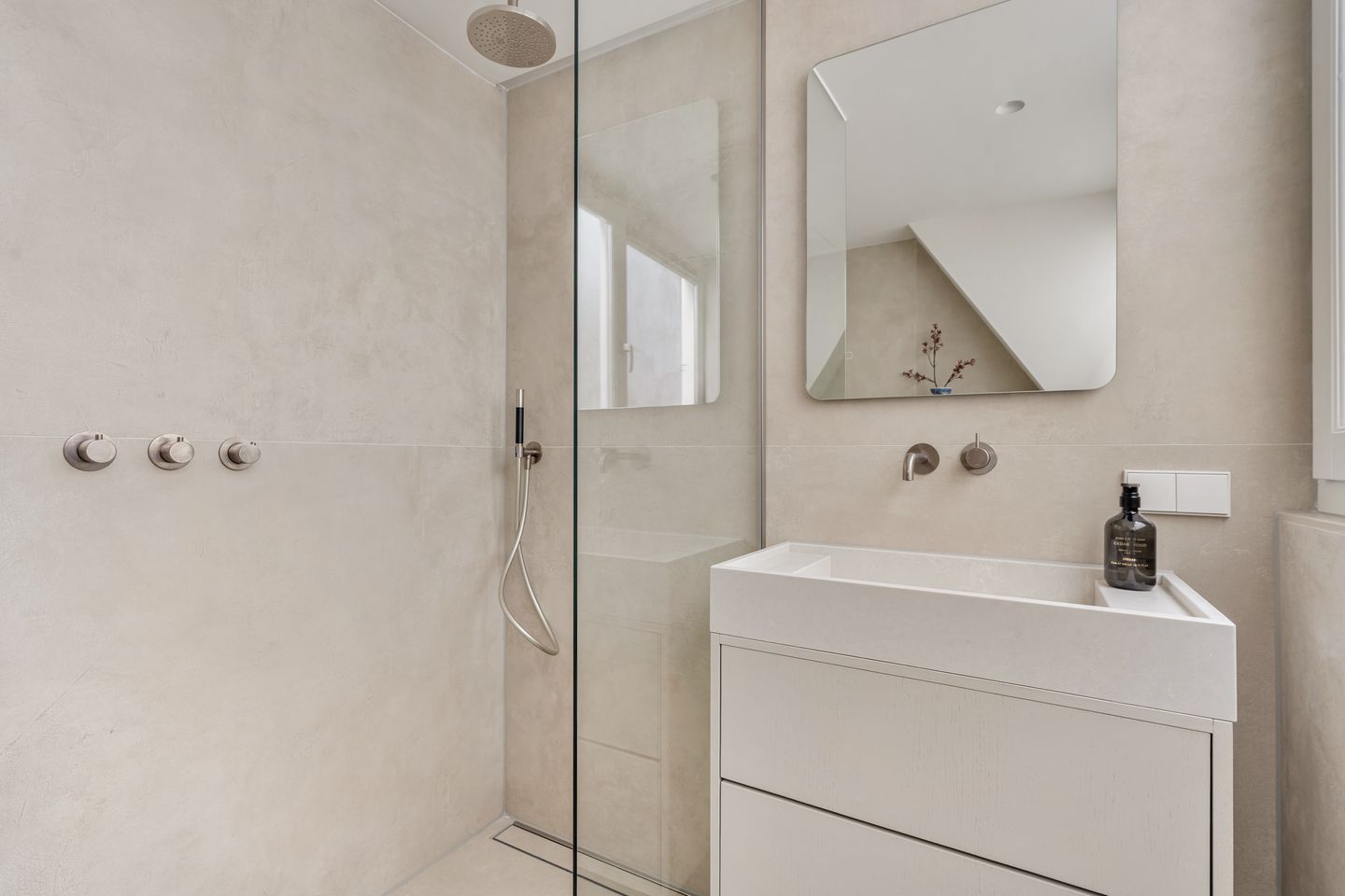 Foto 14 van Haarlemmerstraat 125-G