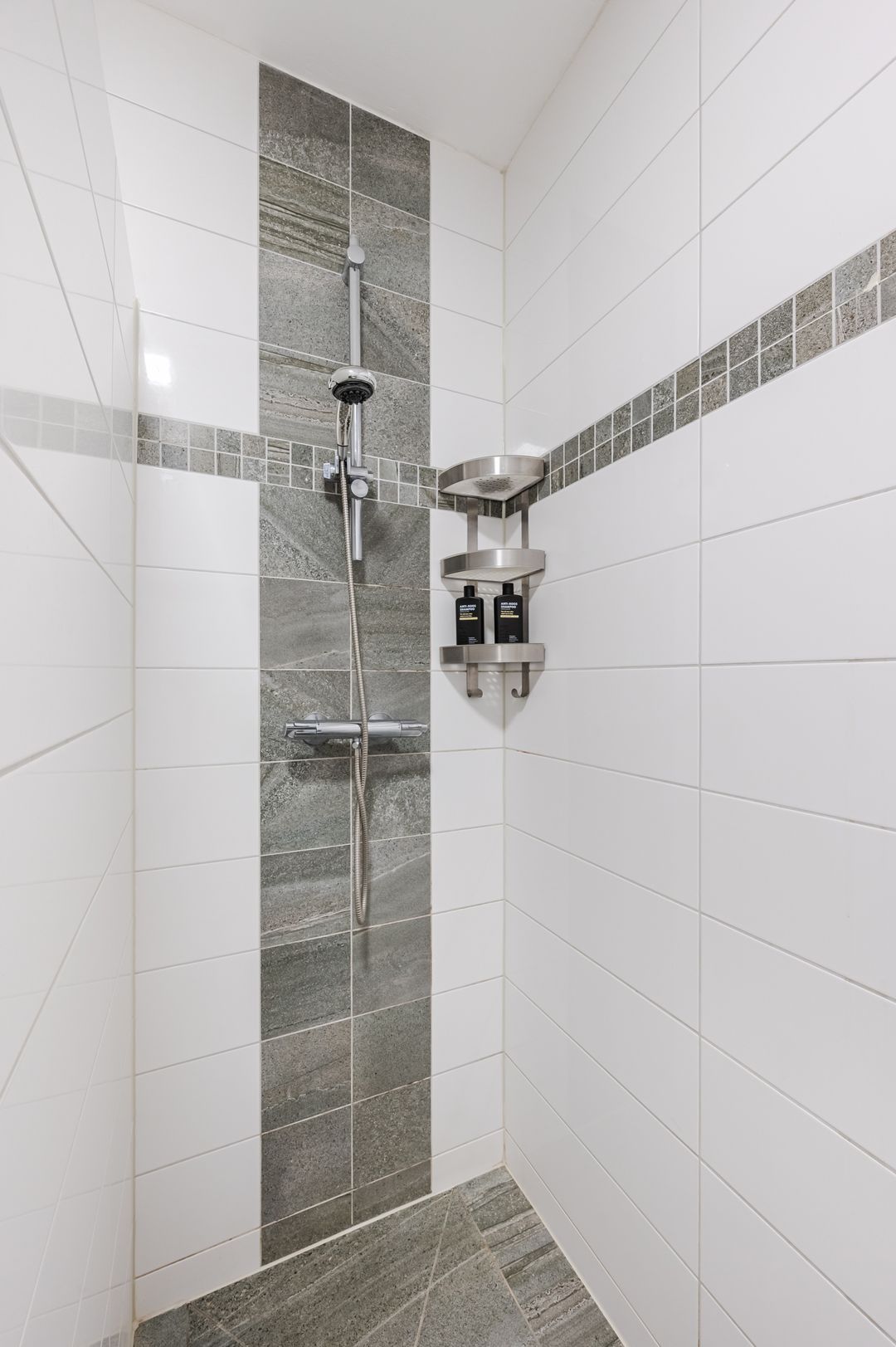 Foto 16 van Waleweinlaan 144