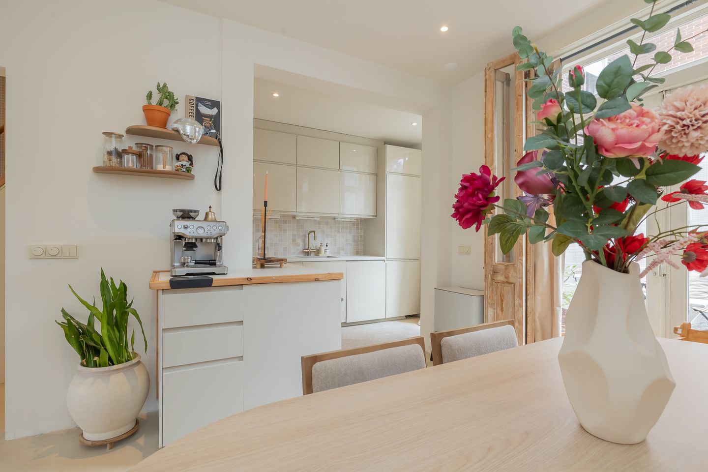 Photo 14 of Constantijn Huygensstraat 26