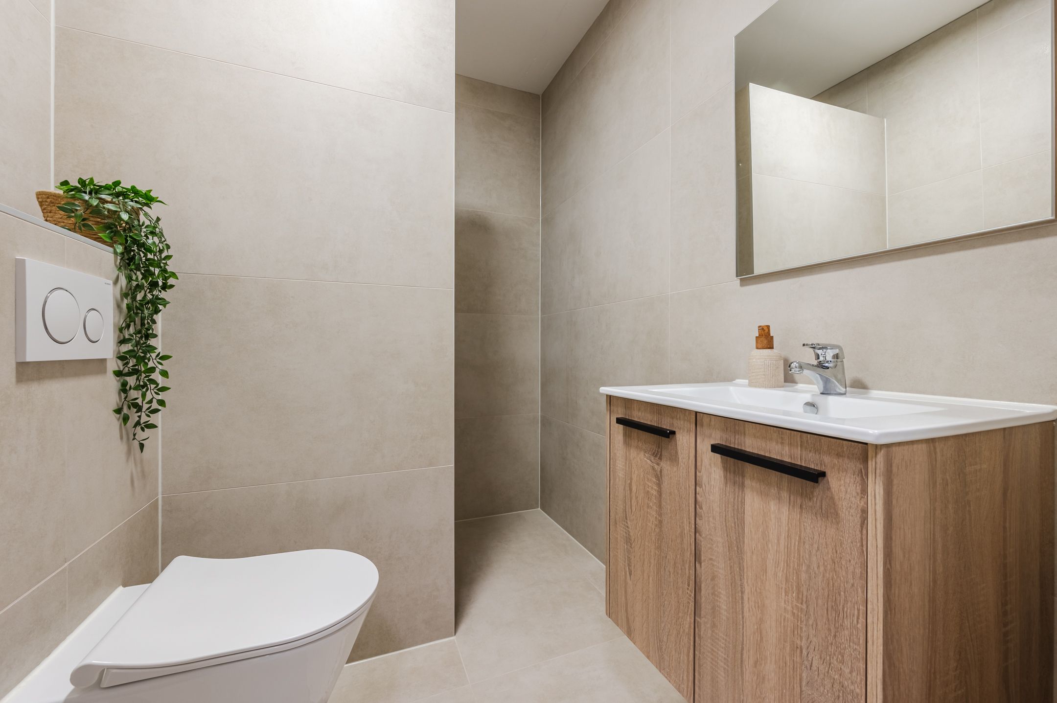 Foto 39 van Waleweinlaan 144