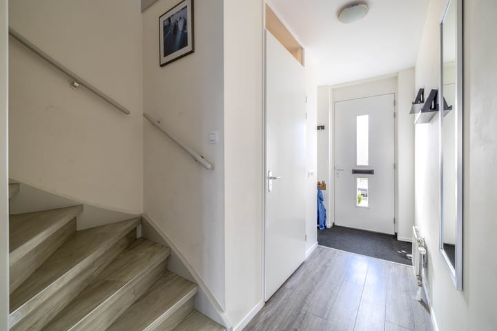 Photo 4 of Trompstraat 7