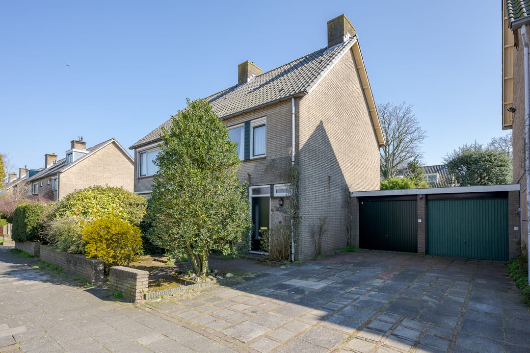 Foto 1 van Van Helsdingenlaan 21