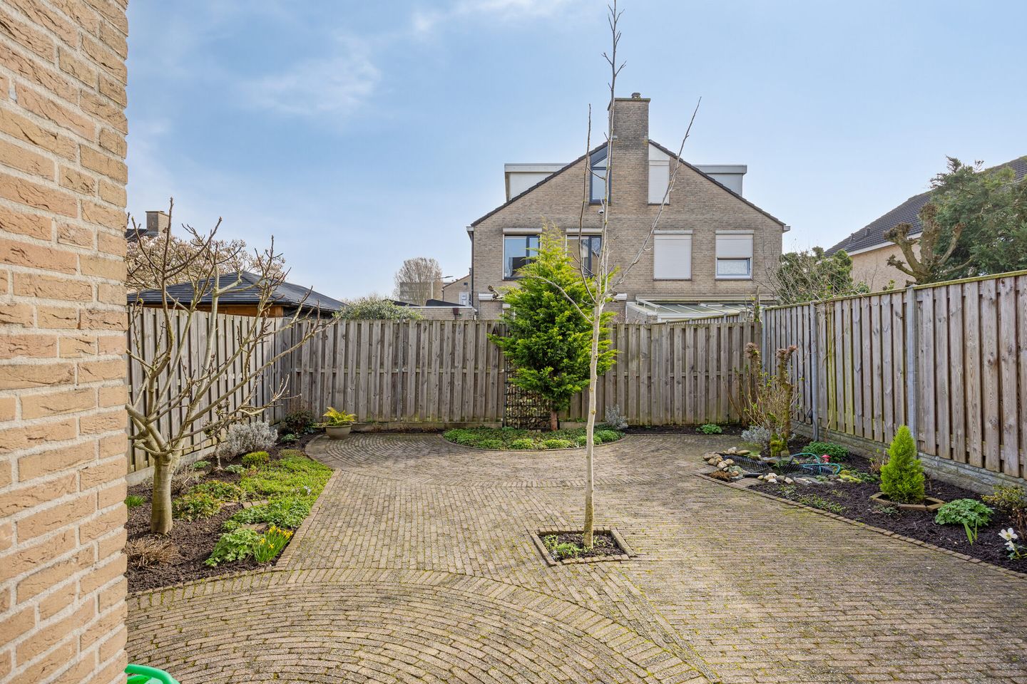 Photo 4 of Oegstgeeststraat 5