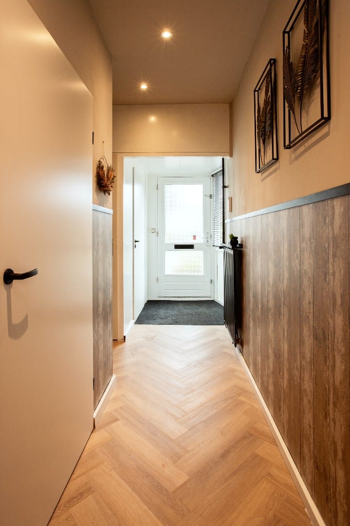 Photo 4 of Alberdingk Thijmlaan 16