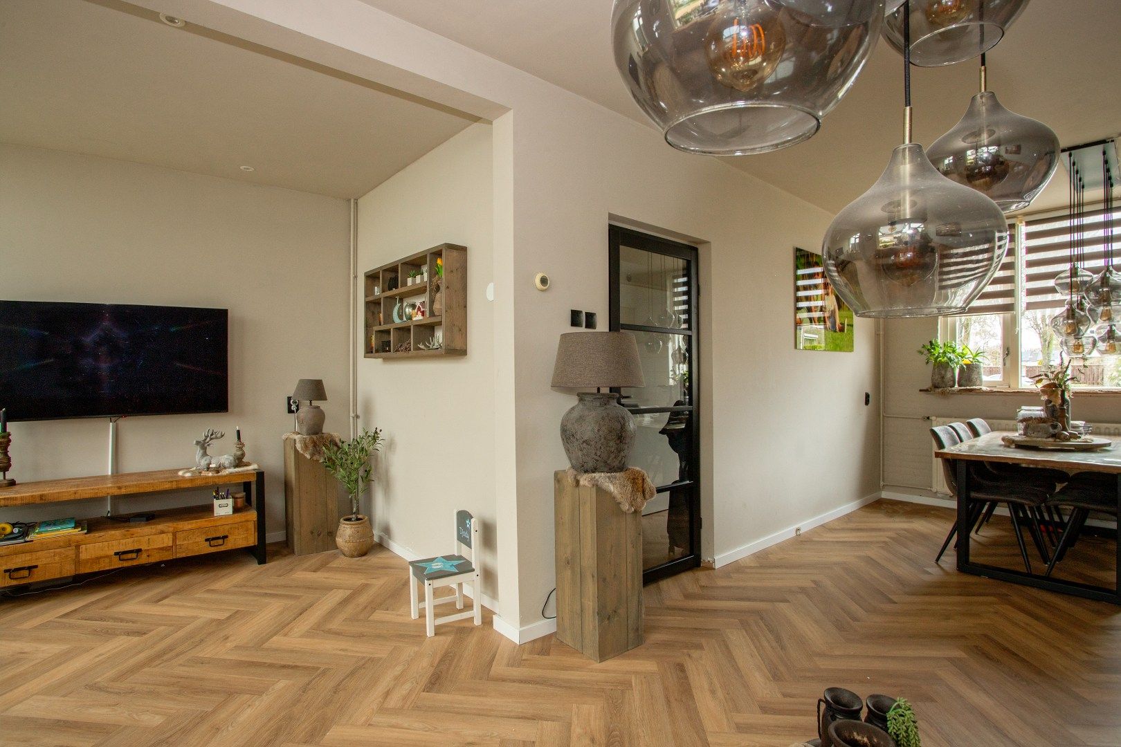 Photo 9 of Alberdingk Thijmlaan 16